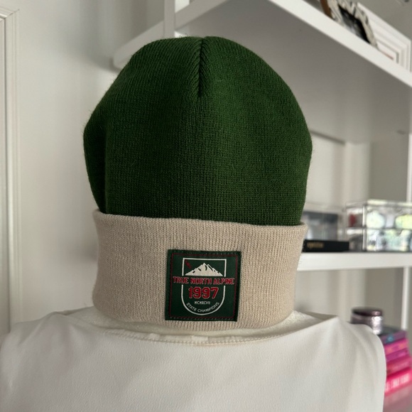 TNA Beanie - Picture 2 of 5